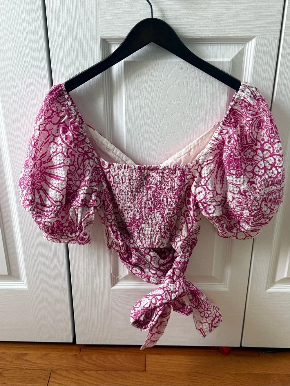 Anthropologie Maeve Twist Front Tie Back Seersucker Top